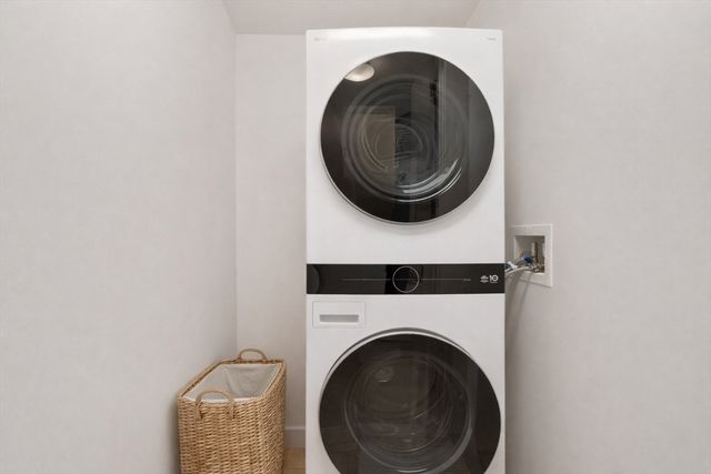 1 Franklin St 1602, Boston, MA 02110