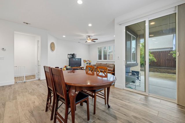 1640 Carrara Ln, Ripon, CA 95366