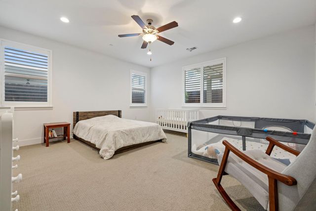 1640 Carrara Ln, Ripon, CA 95366