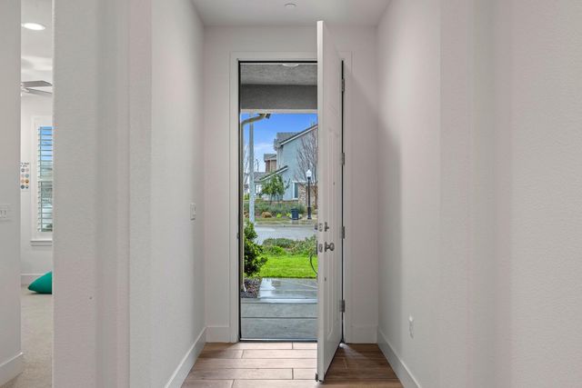 1640 Carrara Ln, Ripon, CA 95366