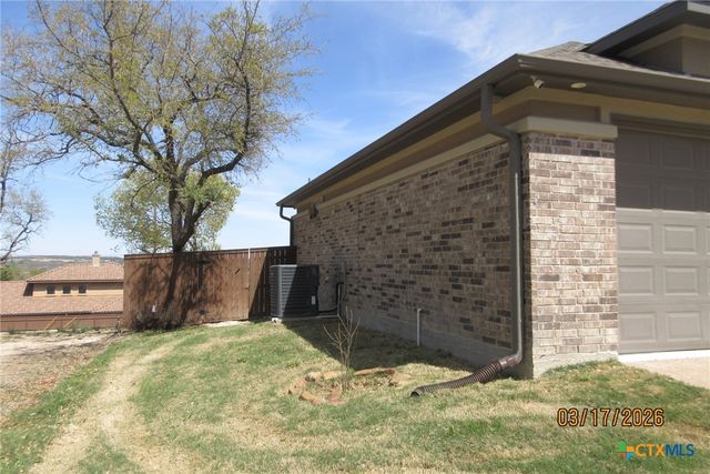 1018 Bald Eagle Drive, Nolanville, TX 76559