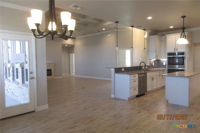 1018 Bald Eagle Drive, Nolanville, TX 76559