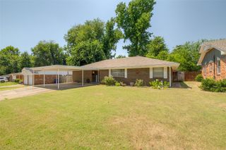 1205 N Walker Drive, Guthrie, OK 73044