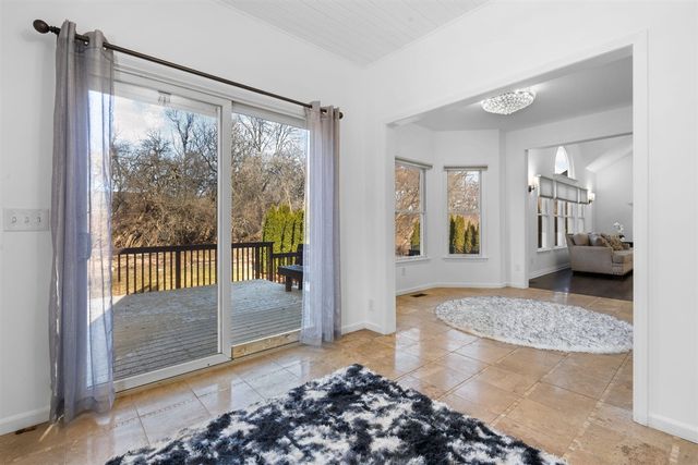 9069 Emerson Drive, Saline, MI 48176