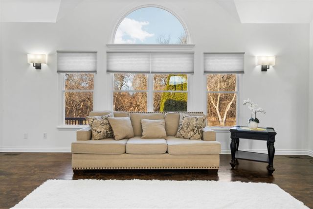 9069 Emerson Drive, Saline, MI 48176