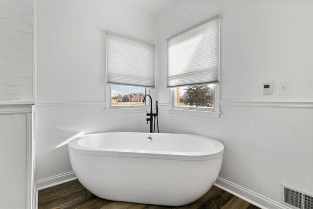 9069 Emerson Drive, Saline, MI 48176