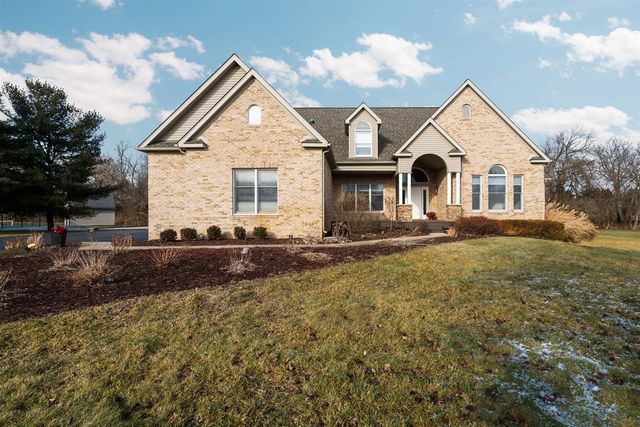 9069 Emerson Drive, Saline, MI 48176