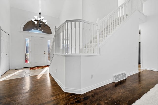 9069 Emerson Drive, Saline, MI 48176