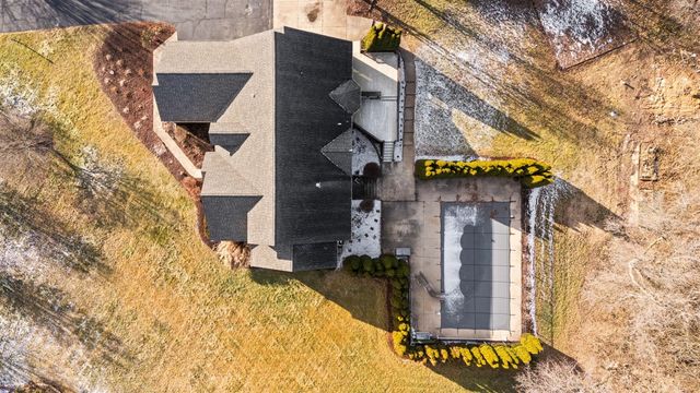 9069 Emerson Drive, Saline, MI 48176