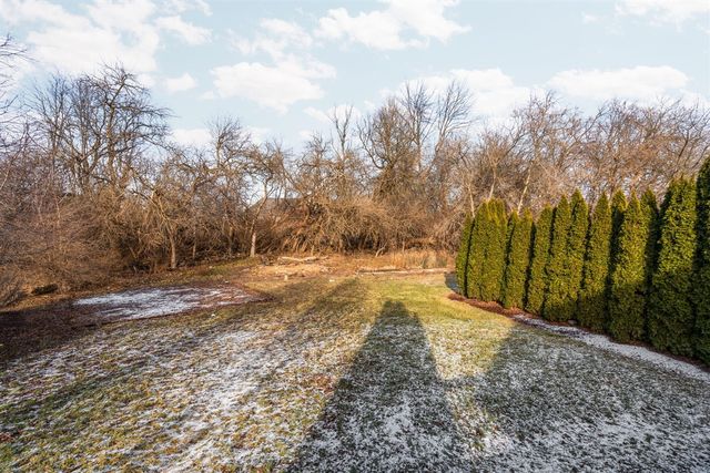 9069 Emerson Drive, Saline, MI 48176