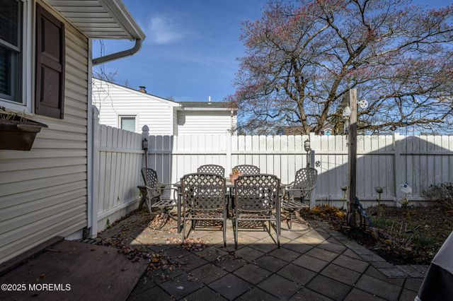 40 Brindletown Road, New Egypt, NJ 08533