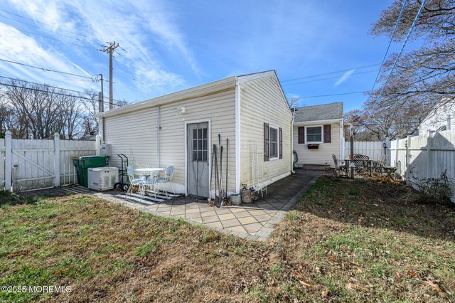 40 Brindletown Road, New Egypt, NJ 08533