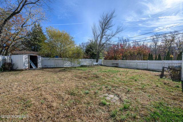 40 Brindletown Road, New Egypt, NJ 08533