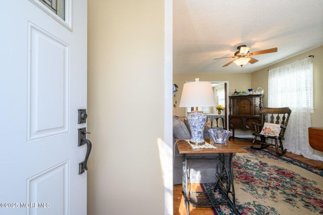 40 Brindletown Road, New Egypt, NJ 08533