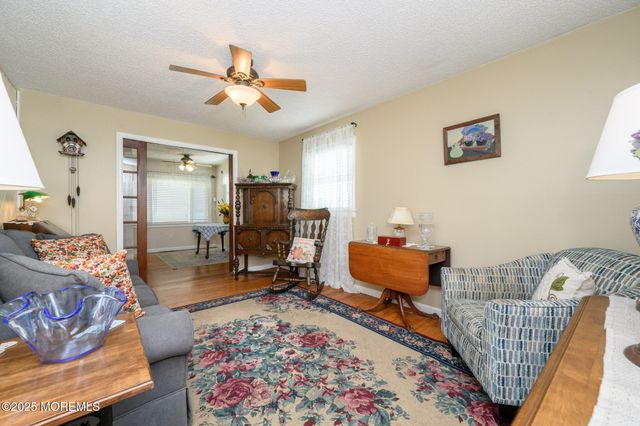 40 Brindletown Road, New Egypt, NJ 08533