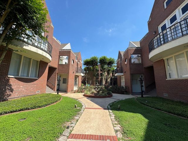11854 Taylorcrest Road, Houston, TX 77024