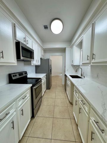 11854 Taylorcrest Road, Houston, TX 77024