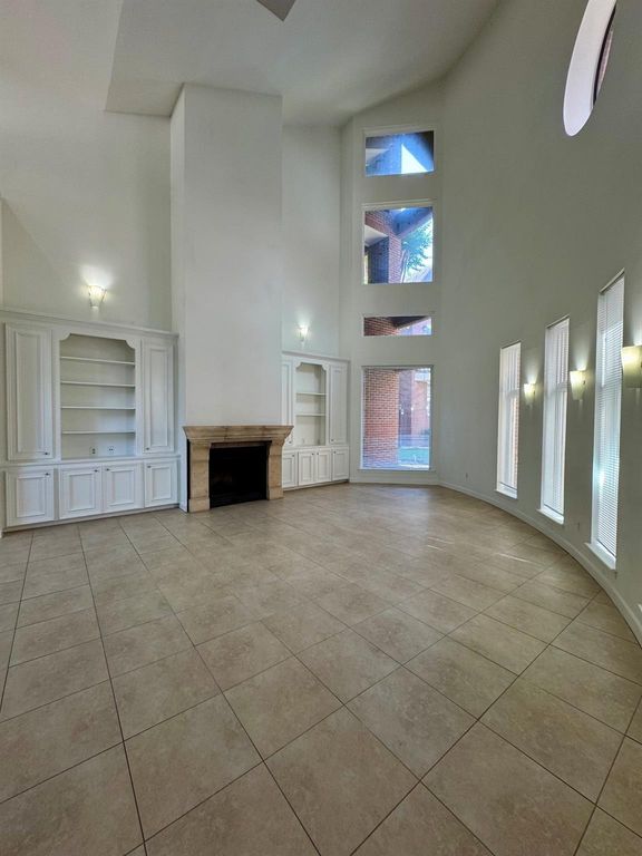 11854 Taylorcrest Road, Houston, TX 77024