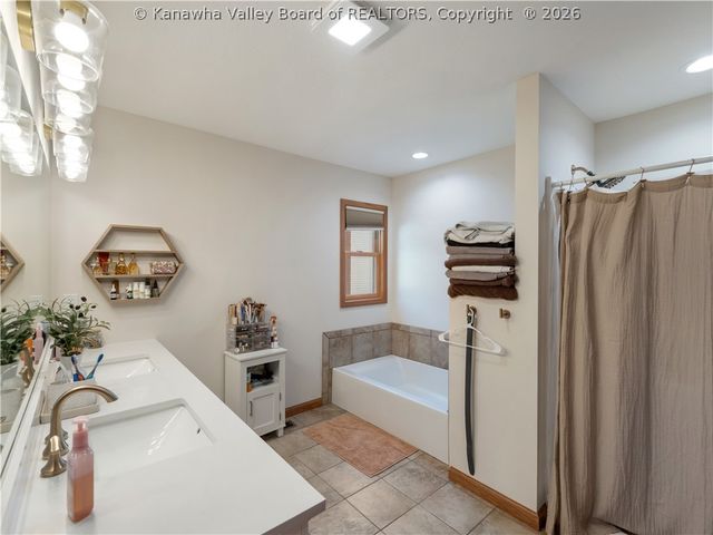 5303 Edgebrook Drive, Charleston, WV 25313