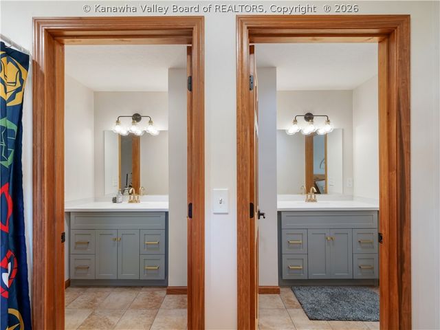 5303 Edgebrook Drive, Charleston, WV 25313