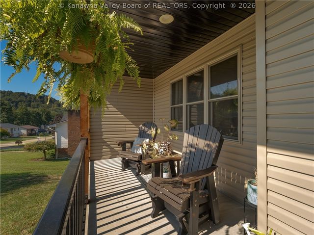 5303 Edgebrook Drive, Charleston, WV 25313