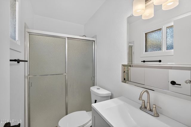 2501 E KAREN Drive, Phoenix, AZ 85032