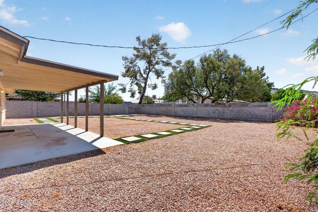 2501 E KAREN Drive, Phoenix, AZ 85032