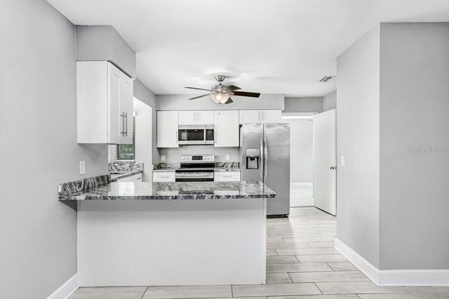 6204 W KNIGHTS GRIFFIN ROAD, Plant City, FL 33565