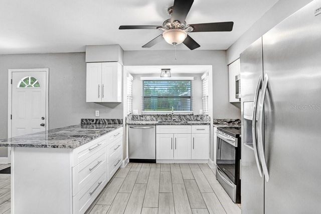 6204 W KNIGHTS GRIFFIN ROAD, Plant City, FL 33565