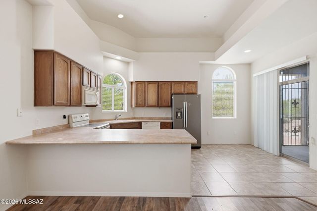 3221 S Treasure Cove Place, Tucson, AZ 85713