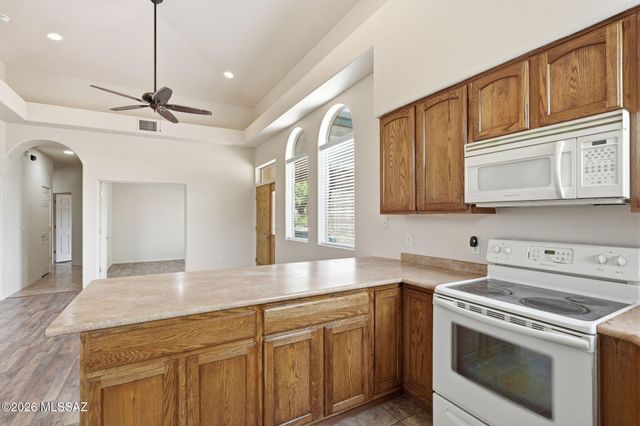 3221 S Treasure Cove Place, Tucson, AZ 85713
