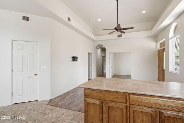 3221 S Treasure Cove Place, Tucson, AZ 85713