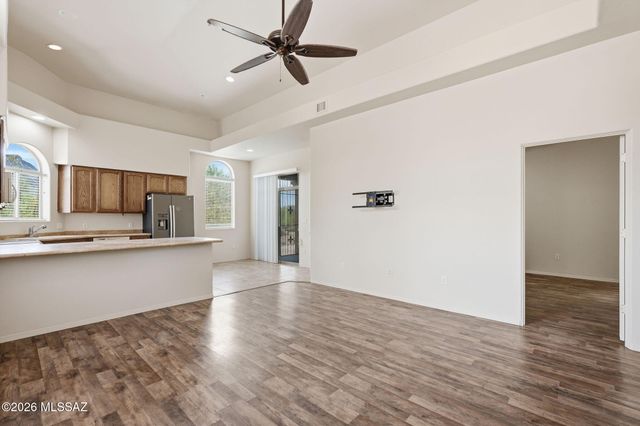 3221 S Treasure Cove Place, Tucson, AZ 85713