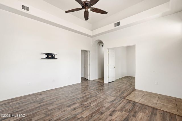 3221 S Treasure Cove Place, Tucson, AZ 85713