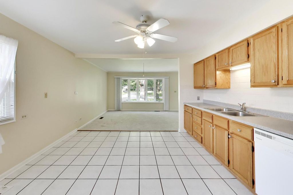 3710 OWL Drive, Rolling Meadows, IL 60008 — photo 5