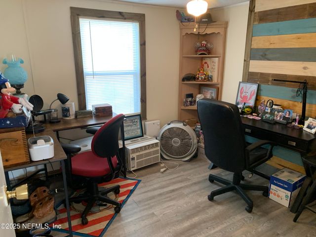 246 RAINBOW Drive, Hawthorne, FL 32640