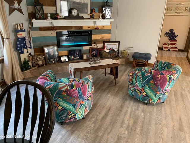 246 RAINBOW Drive, Hawthorne, FL 32640