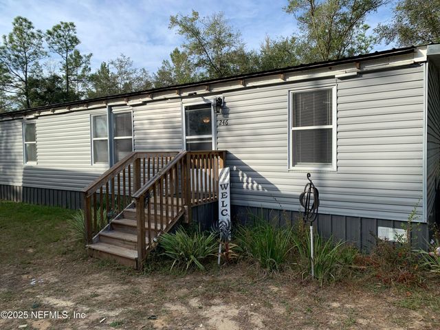 246 RAINBOW Drive, Hawthorne, FL 32640