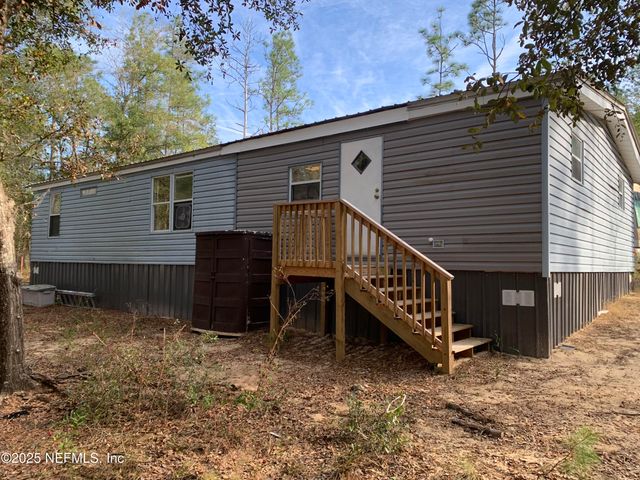 246 RAINBOW Drive, Hawthorne, FL 32640