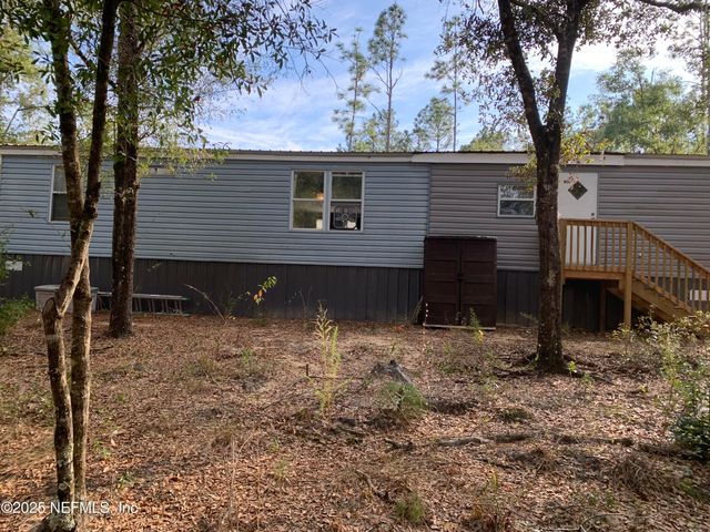 246 RAINBOW Drive, Hawthorne, FL 32640