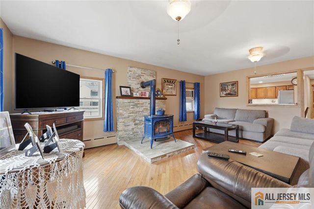 251 Matchaponix Avenue, Monroe, NJ 08831