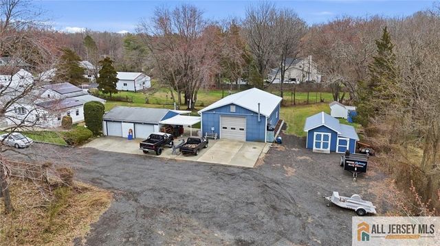 251 Matchaponix Avenue, Monroe, NJ 08831