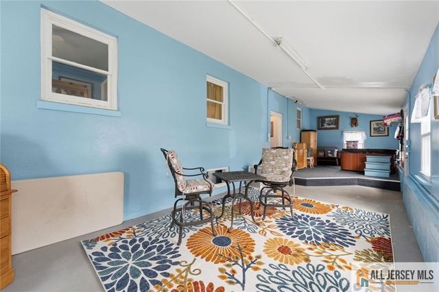 251 Matchaponix Avenue, Monroe, NJ 08831