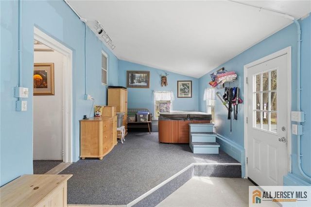 251 Matchaponix Avenue, Monroe, NJ 08831