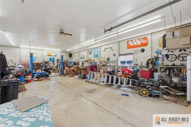 251 Matchaponix Avenue, Monroe, NJ 08831