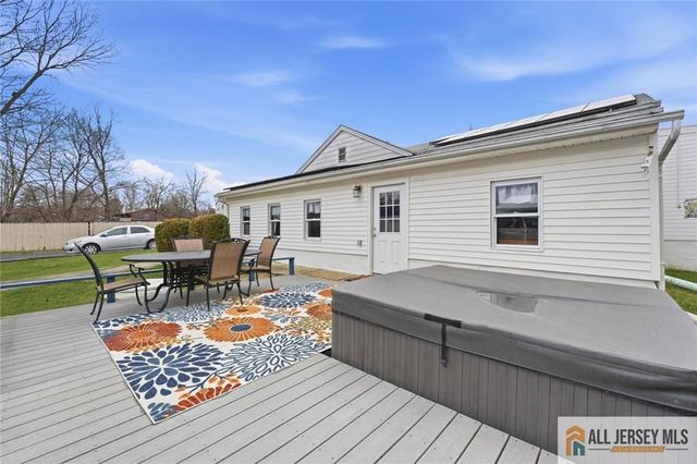 251 Matchaponix Avenue, Monroe, NJ 08831