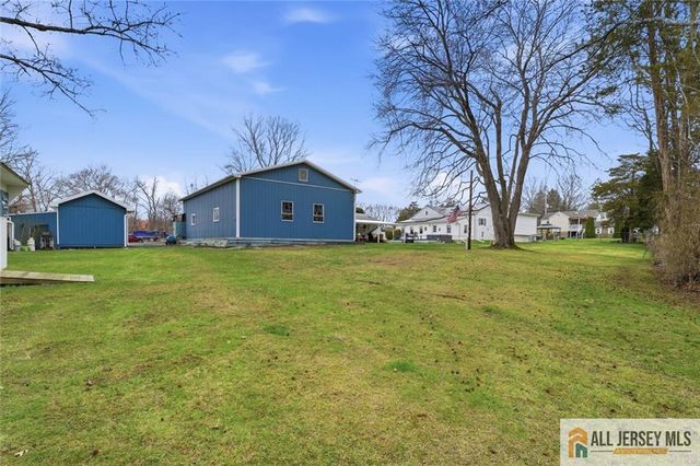 251 Matchaponix Avenue, Monroe, NJ 08831