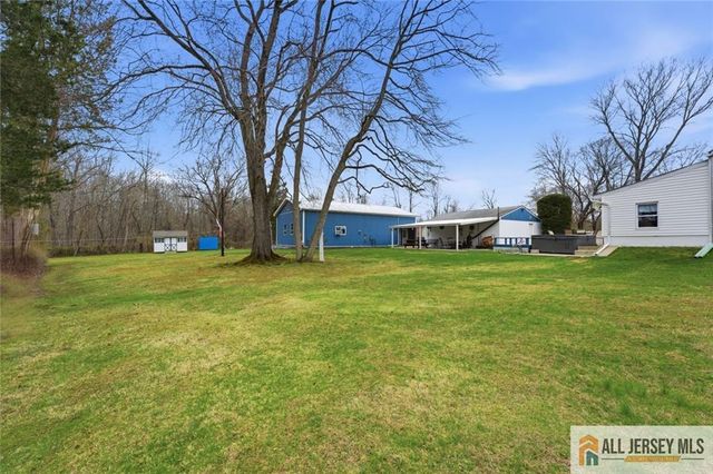 251 Matchaponix Avenue, Monroe, NJ 08831