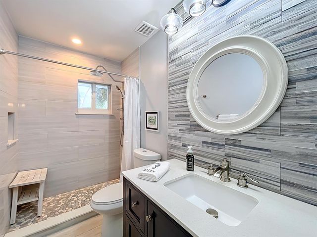 3060 Holiday Springs Boulevard 312, Margate, FL 33065