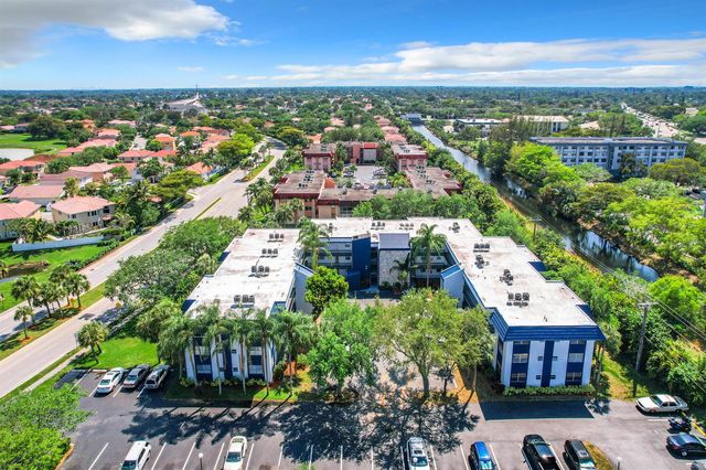 3060 Holiday Springs Boulevard 312, Margate, FL 33065